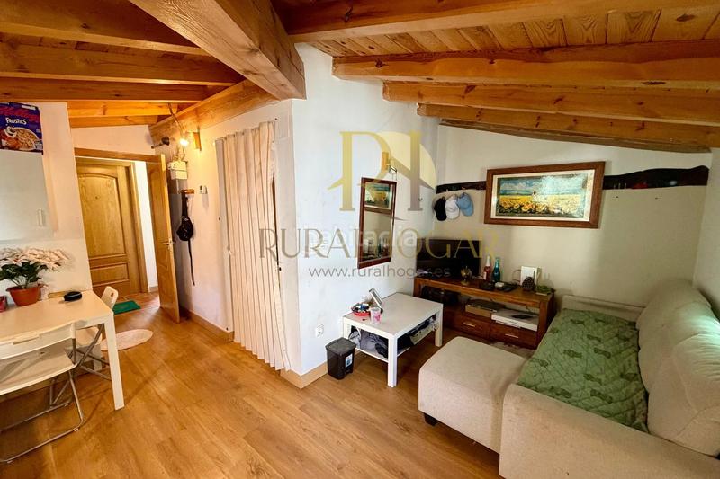 Foto 865433a2-4fa1-4197-acec-743a9f28bec3. Edifici a calle quemadales 5 a Molina de Aragón