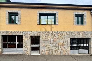 Casa a Calle villarín 12. Santa lucía de gordón