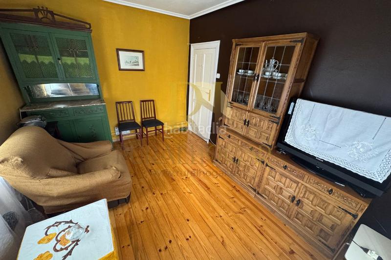 Foto 5ee49c83-5cbc-4986-b1da-8a9017972686. Casa con camino riscaldamento parcheggio in Armunia León