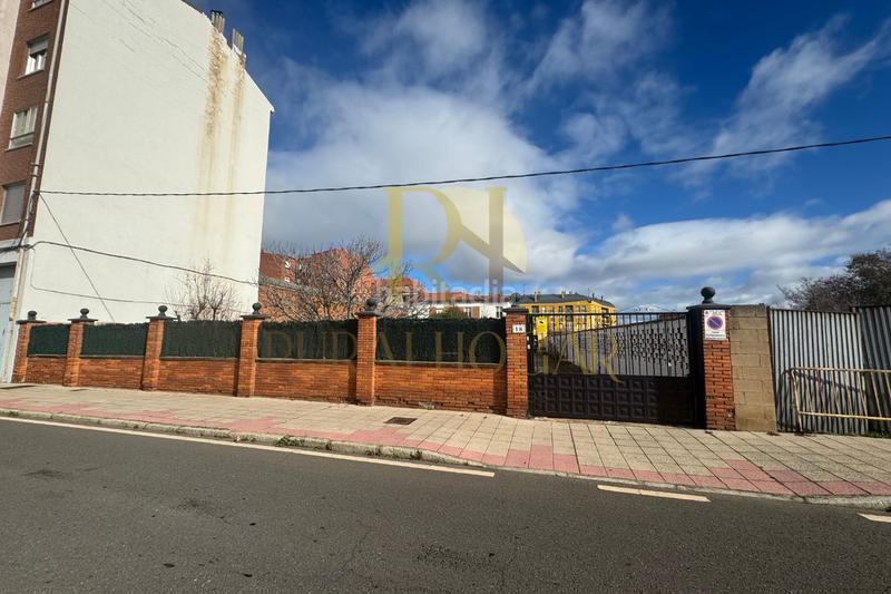 Foto f3f8e235-1ca9-43cb-8dcc-bfc5b0c39507. Casa con camino riscaldamento parcheggio in Armunia León