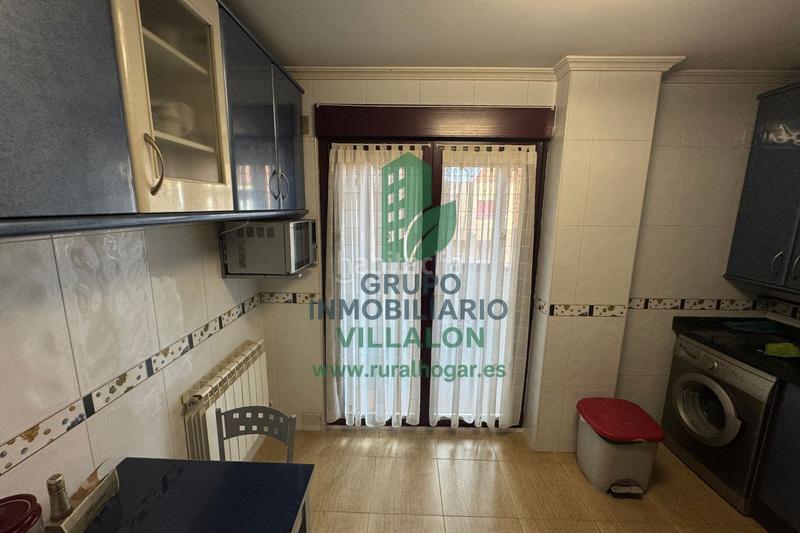 Foto 87b43b23-af58-4f1e-a542-7204339d4759. Piso magnífico piso exterior en una ubicación inmejorable, justo frente a la policía de san andrés del rabanedo. en Trobajo del camino