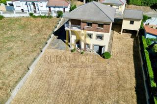 Casa en Travesa fuente blanc 8. Canales: gran casa con jardin en plena naturaleza!!