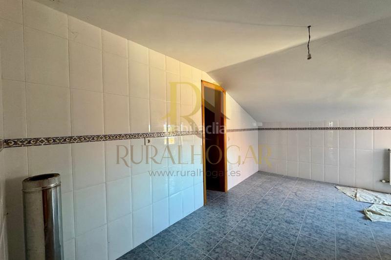 Foto f78e3c33-045a-4b1f-a08d-be9da670f14b. Pis a calle real 32 a Gordoncillo