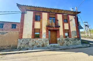 Casa  Calle carretera 35. Casasola de rueda