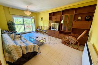 Etagenwohnung  Camino soledad iii. Molina de aragón: piso de tres dormitorios con amplia plaza de g