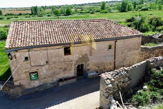 House  Calle la carretera 4. Cubillejo de la sierra:  casa tradicional de piedra con 2200m2 d