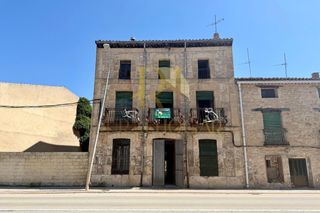 Maison  Carretera alcolea tarragona. Maranchón: casa señorial con jardín y cochera!!