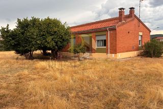 Casa  Avenida de caboalles 114. Casa de planta baja en lorenzana