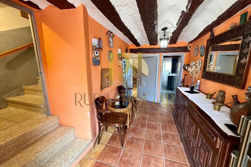 Foto 55ca9fb3-cc99-48ab-80b5-bf76b0ee3bd8. Casa amb calefacció a Traíd
