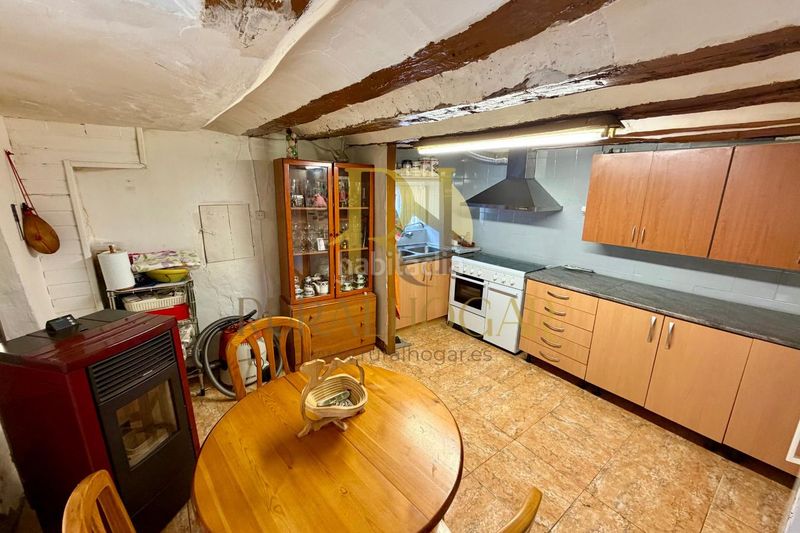 Foto 6d32d20f-8d3c-4ccd-8c94-d32418f1d003. Casa amb calefacció a Traíd