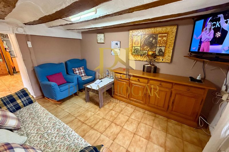 Foto 874b6866-fa57-4e68-8c27-afa843c0dd08. Casa amb calefacció a Traíd