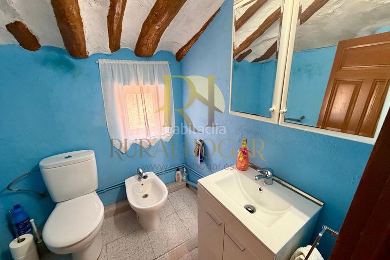 Foto c193a688-237c-4fa5-ae11-41a6d8453647. Casa amb calefacció a Traíd