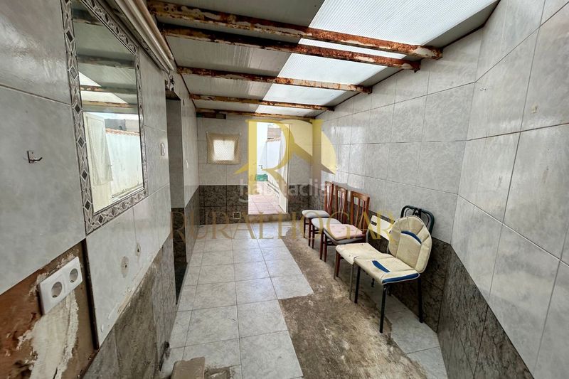 Foto a5f74a38-a4c7-4f0a-b591-e1a0d3d85e36. Casa amb calefacció a Bustillo del Páramo