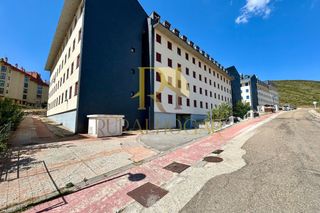 Piccolo appartamento  Calle valmartín. Puerto san isidro: piso en puerto san isidro!!