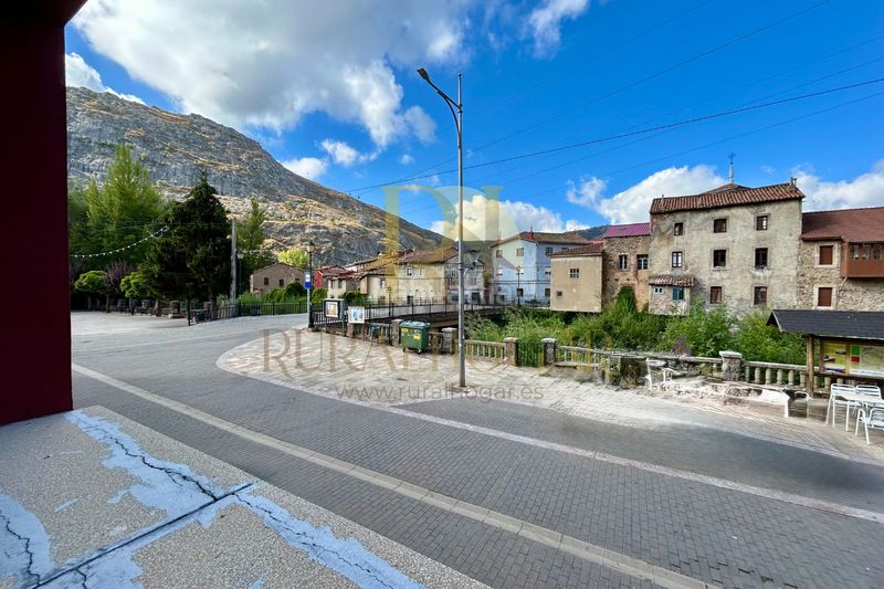 Foto 1877ab86-9efc-4187-9b1b-33a119834869. Casa a Pola de Gordón (La)
