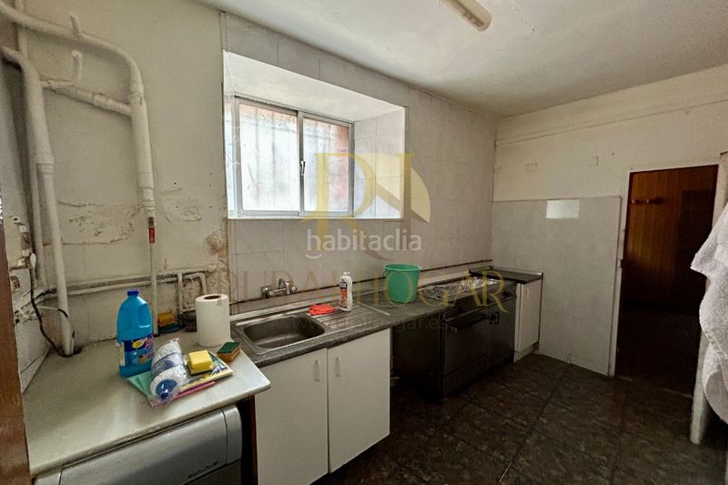 Foto a3dcffbe-7d6e-43b1-b006-4e16ac05dc2a. Casa a Pola de Gordón (La)