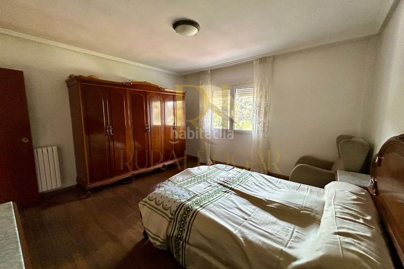 Foto 489f7246-4628-4b10-a508-db7618777af9. Casa a calle fonfría 4 a Torre del Bierzo