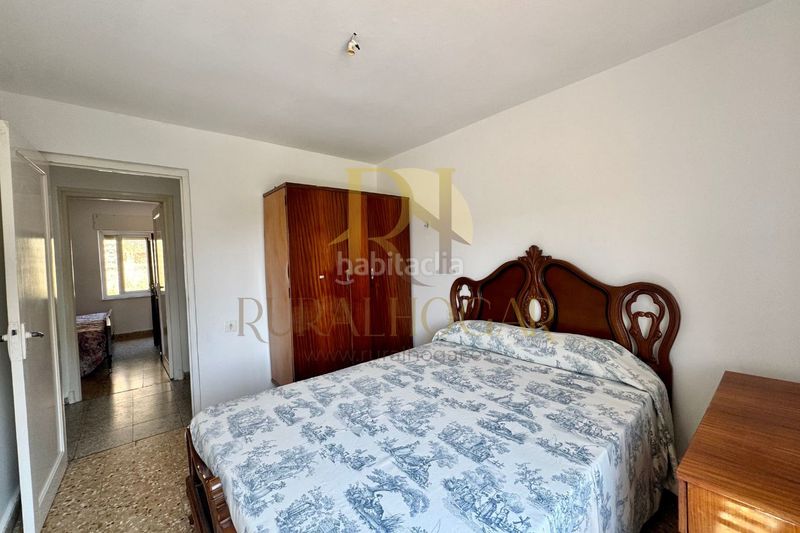 Foto c3e359c7-2577-4e16-ab09-ad1f232813a7. Casa a calle la provida 31 a Robla (La)
