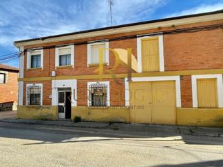 Maison à Villamontán de la Valduerna. Miñambres gran casa 10 minutos de la bañeza
