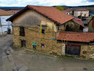 Maison à Magaz de Cepeda. Magaz de cepeda casa de tapial con tejado nuevo!!