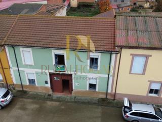 Maison à Santa María de la Isla. Santibañez de la isla gran casa con tejado completamente nuevo!!