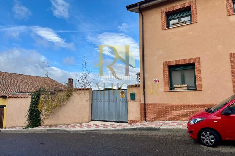 Foto 3a733873-5d5a-41f0-950b-a49dc9fe4d9e. Casa in calle escuela 3 in Villaquilambre