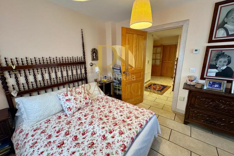 Foto 46cb8a78-d706-48ff-9dc9-6b83f62de233. Casa in calle escuela 3 in Villaquilambre