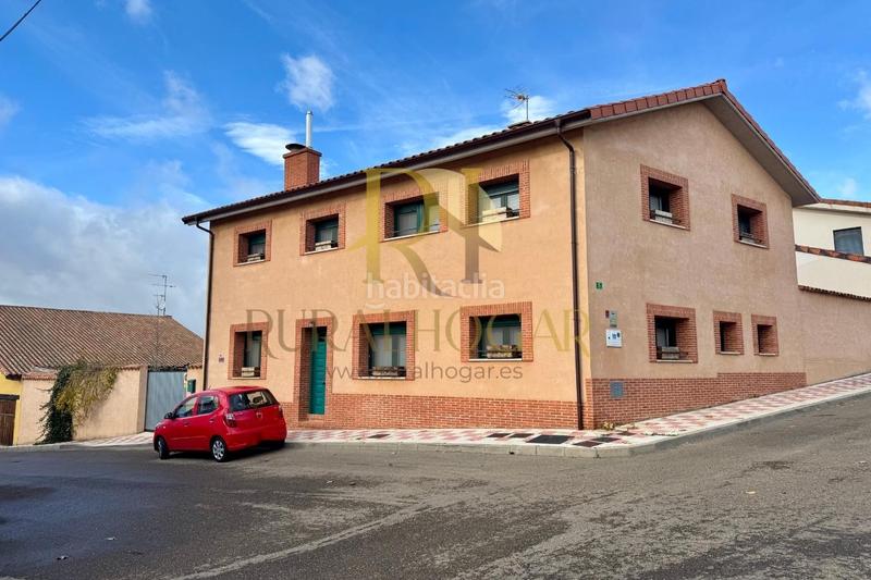 Foto 6fa317e1-db08-4ffb-8e86-20dd493444f1. Casa in calle escuela 3 in Villaquilambre