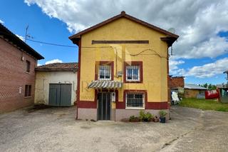 Casa en Calle real 17. Casa en: quintana del monte, valdepolo