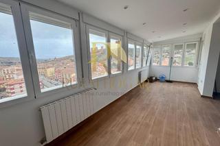 Apartament a Paseo los adarves 50. Molina de aragon: apartamento completamente reformado!!