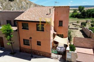 Xalet a Calle real 4. Riba de santiuste: magnífico chalet construido en 2012 de primer