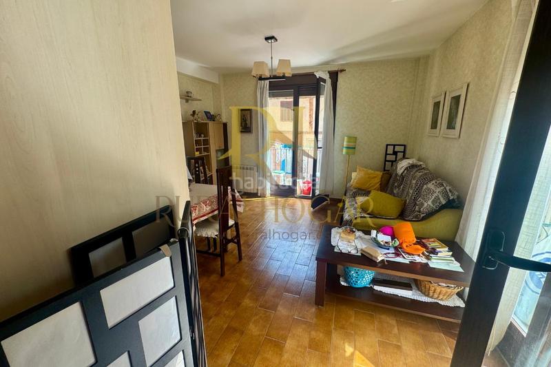 Foto a66238d0-9fd2-4c00-90cf-f3a7e9cae052. Studio dans plaza mercadillo 3 dans Molina de Aragón