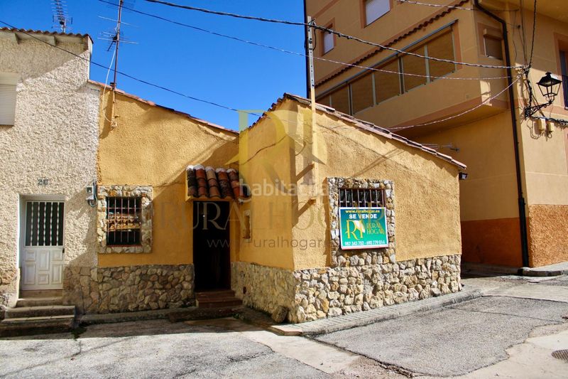 Foto 2f81958f-5d24-42de-81c8-6e0f13388dd4. Maison dans calle la cañada 21 dans Peralejos de las Truchas