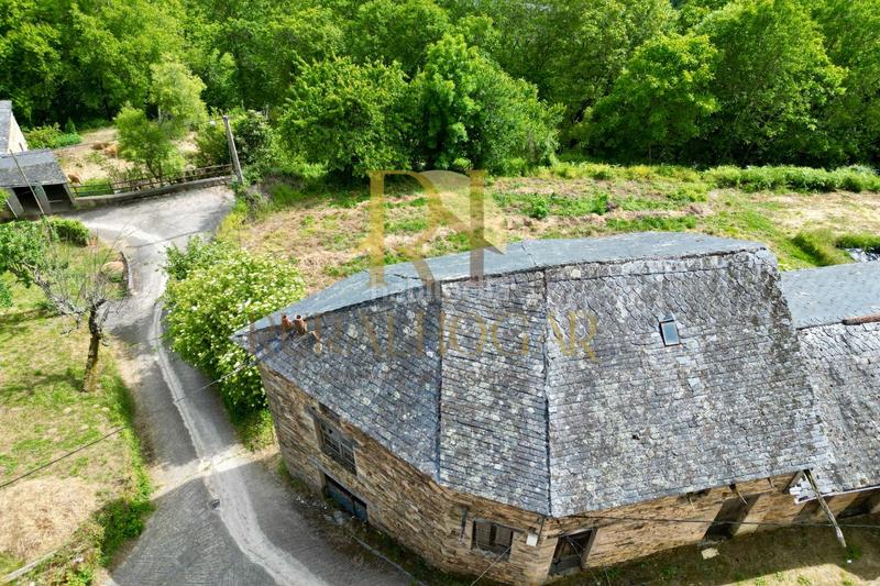 Foto 7816c751-5afa-4127-8d91-245e8c7d0e4c. Casa a Vega de Valcarce