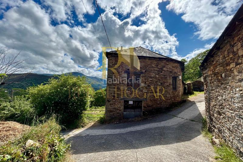 Foto db4c8a3d-799b-4150-baad-b161ee3e2ef2. Casa a Vega de Valcarce