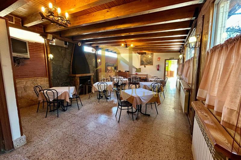 Foto 77a79f98-de10-468f-b079-73c80a9623c5. Local comercial a calle nueva 13 a Oteruelo León