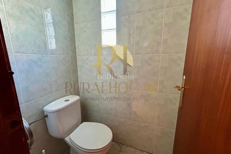 Foto 91b5eb5d-1209-4c55-8789-b95a3e99d8df. Local comercial a calle nueva 13 a Oteruelo León