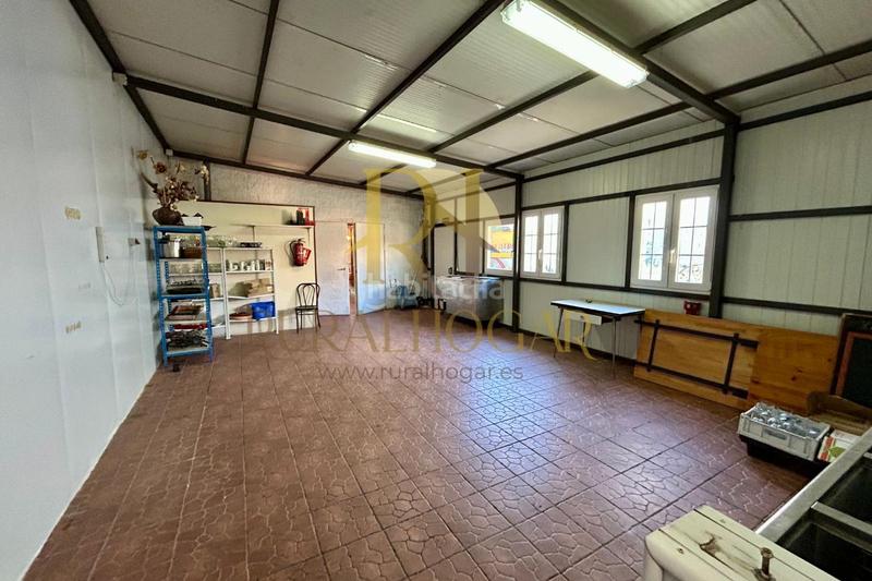 Foto ebbc3490-b609-4360-a177-03e262bc4252. Local comercial a calle nueva 13 a Oteruelo León