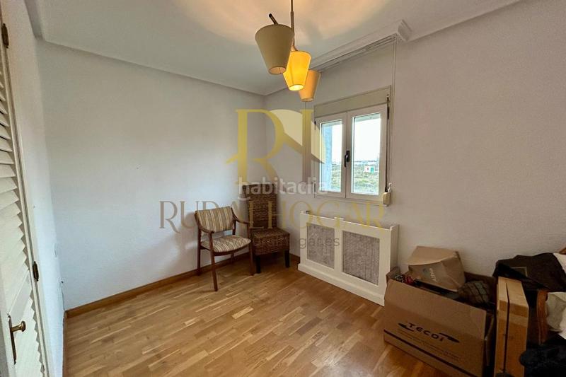 Foto a9a99517-8197-4f40-84a7-0dca742a6aff. Duplex avec chauffage dans Oteruelo León