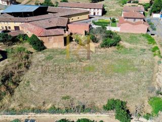 Casa a Villaturiel. Valdesogo de arriba gran casa de adobe a 15 minutos de león!!