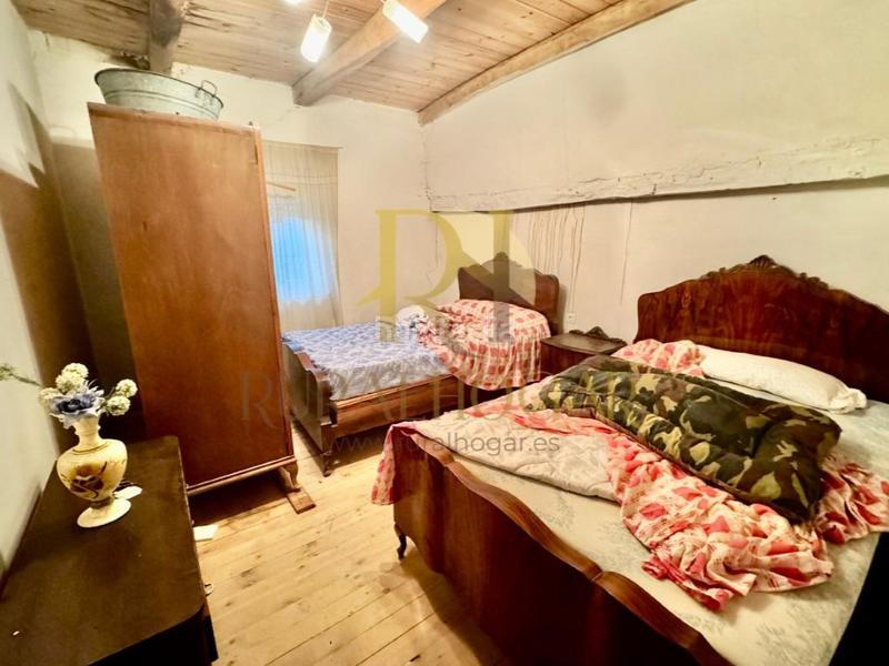 Foto fd7fda96-4924-470b-992e-8f457a8e0b93. Casa a Vegas del Condado