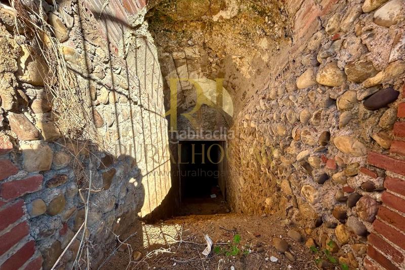 Foto 5d43a750-f8b3-4148-9955-8dbae657f2a7. Fondo rustico in Trobajo del camino