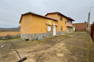 Casa  N/a. Santa olaja del porma: gran casa con jardín de 1400m2!!