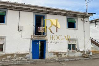 Casa  N/a. Casa con parcela en el municipio de cubillos de rueda