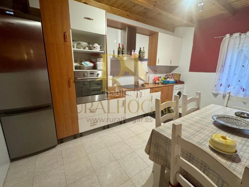 Foto 9e9418da-3cda-4c4a-a1c6-c09be81d7e1a. Casa amb aparcament a Zotes del Páramo