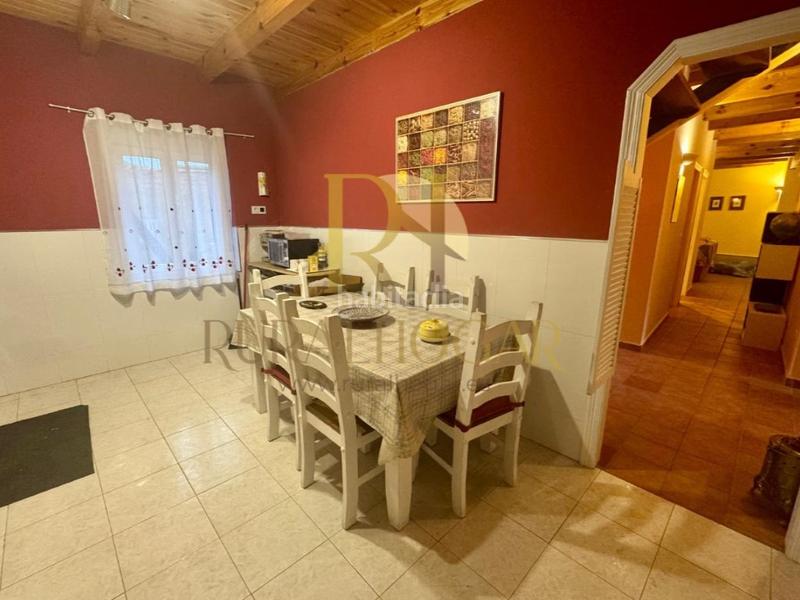 Foto a0bc7bf3-0cd7-47cb-af8f-bedb2e52764d. Casa amb aparcament a Zotes del Páramo