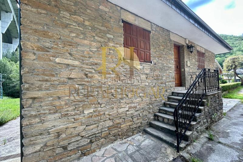 Foto 0cafc063-901d-4031-b3a6-6527eddee5f5. Maison dans carretera antigua n-vi 82a dans Vega de Valcarce