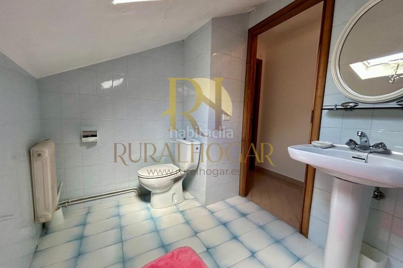 Foto a6fa48fd-693d-43ec-acc9-d7e6aab4793c. Maison dans carretera antigua n-vi 82a dans Vega de Valcarce