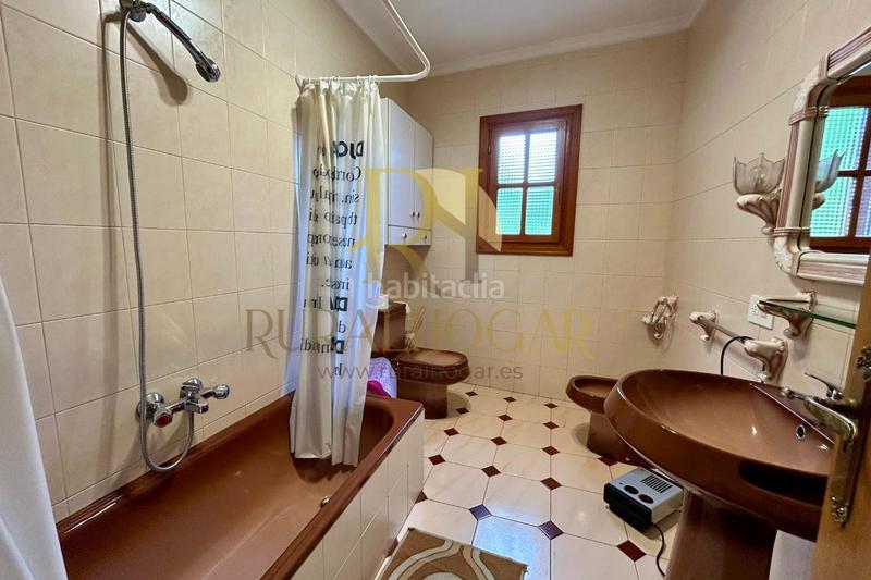 Foto de324e70-1961-4826-a18f-166904184692. Maison dans carretera antigua n-vi 82a dans Vega de Valcarce