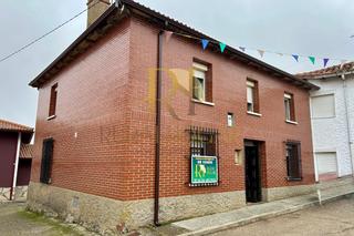 Casa  Calle espinazo de cal 9. Mellanzos: casa de pueblo con finca de 200m!